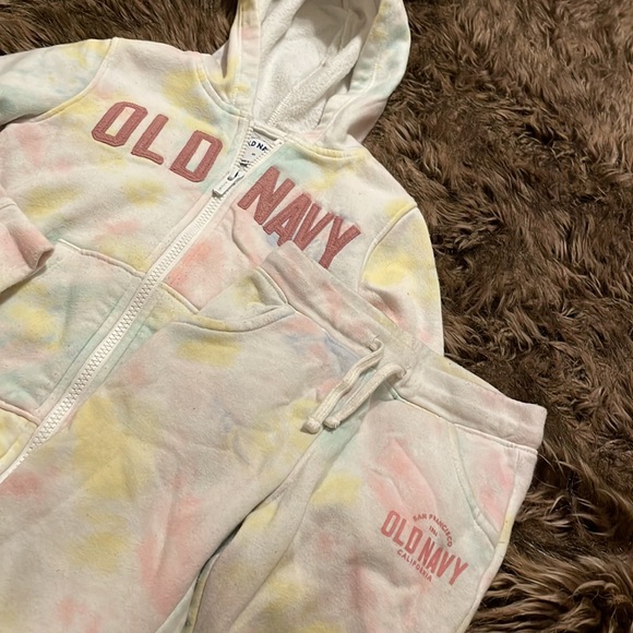 Old Navy bundle, matching sets 3T - Picture 2 of 5